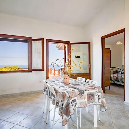 Casa Annetta-super Vista Mare-2 - Giardino- Parcheggio - Bbq- Wifi Free-iunp5754 بيت للعطل *